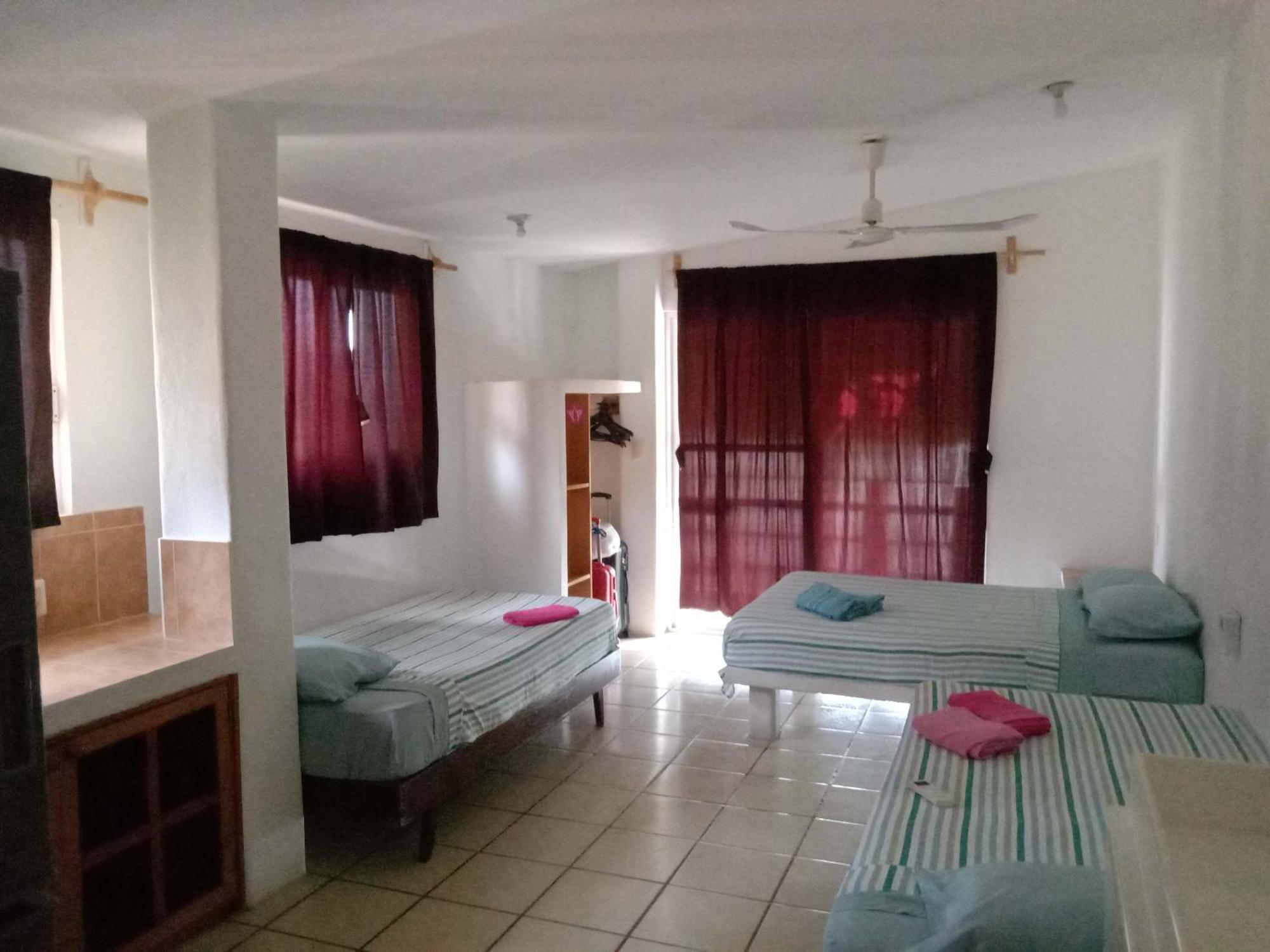 Hotel Papaya Surf Puerto Escondido  Bagian luar foto